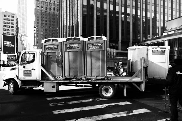 Best Porta potty rental near me  in Burnham, IL